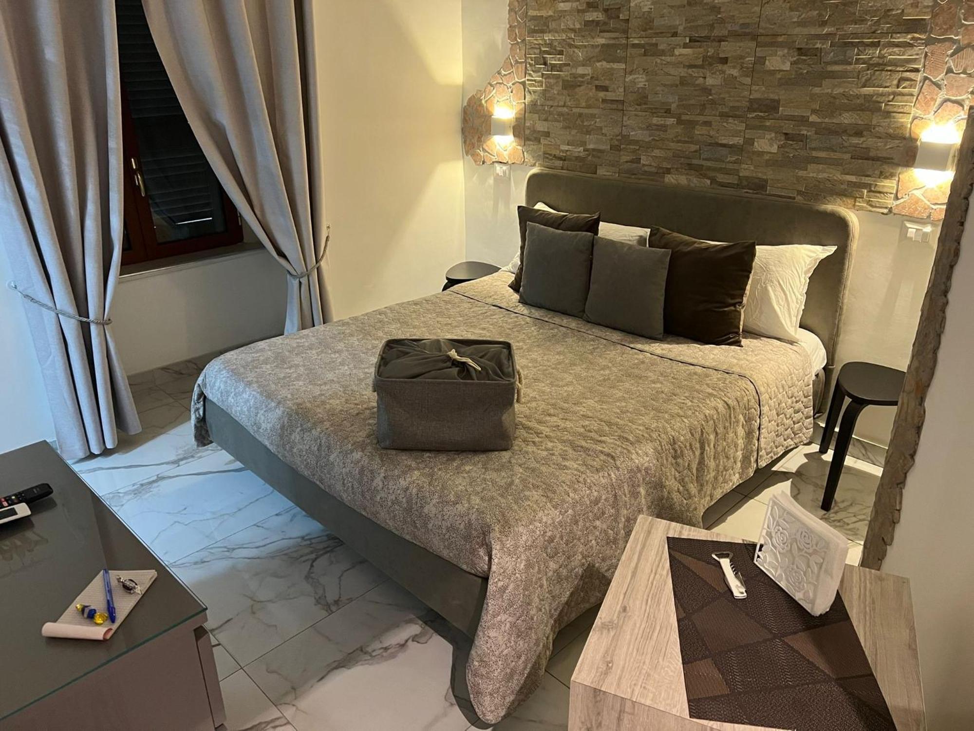 B&B Alla Stazione Neapel Exteriör bild