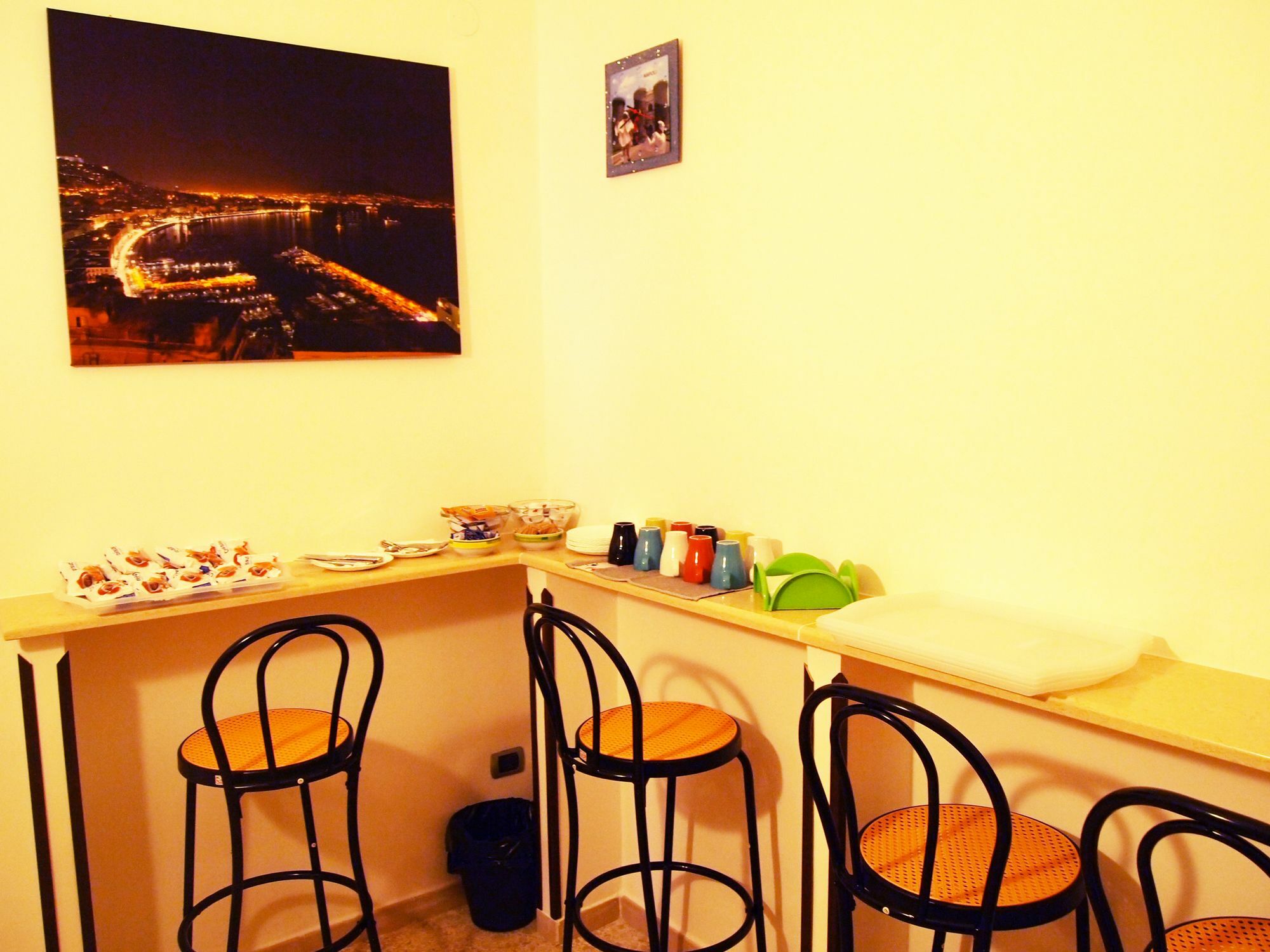 B&B Alla Stazione Neapel Exteriör bild